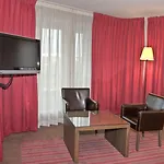 Western Du Pont Wilson 4*