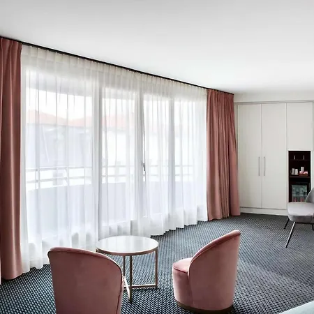 Western Du Pont Wilson Hotel 4*
