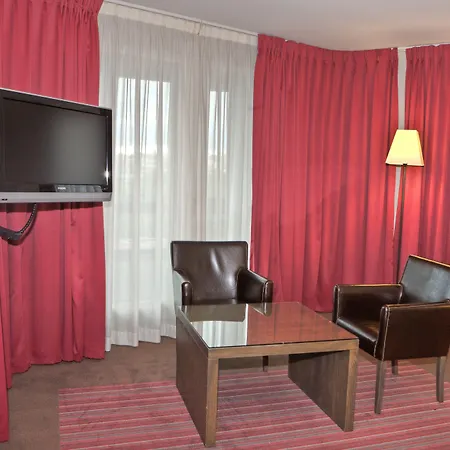 Western Du Pont Wilson 4*
